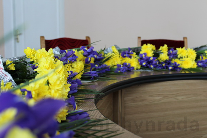Учасники АТО з Любарщини привітали з 8 березня матерів своїх загиблих побратимів
