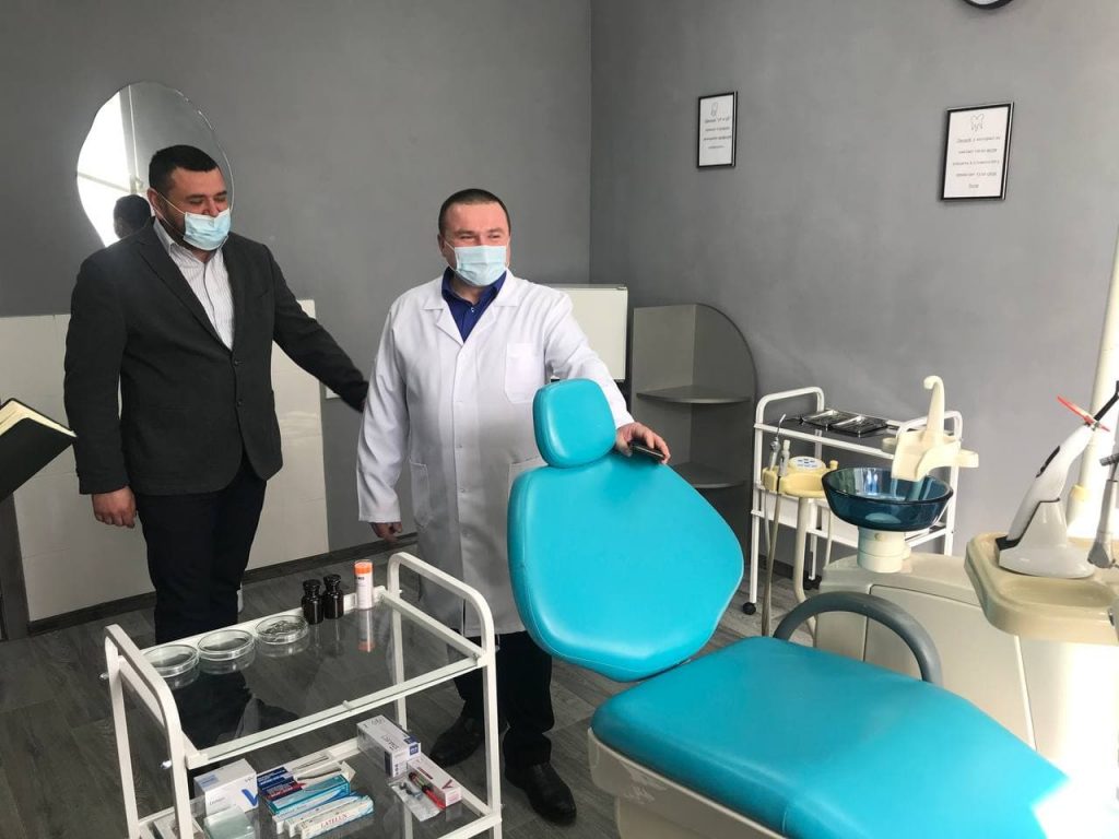 Ігор Ходак долучився до фінансування модернізації стоматологічного кабінету у Тетерівській громаді