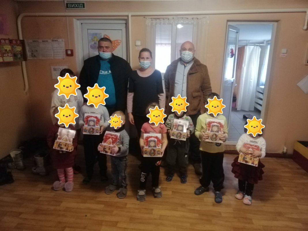 Вихованці Горопаївського ЗДО Любарської громади отримали подарунки і гостинці