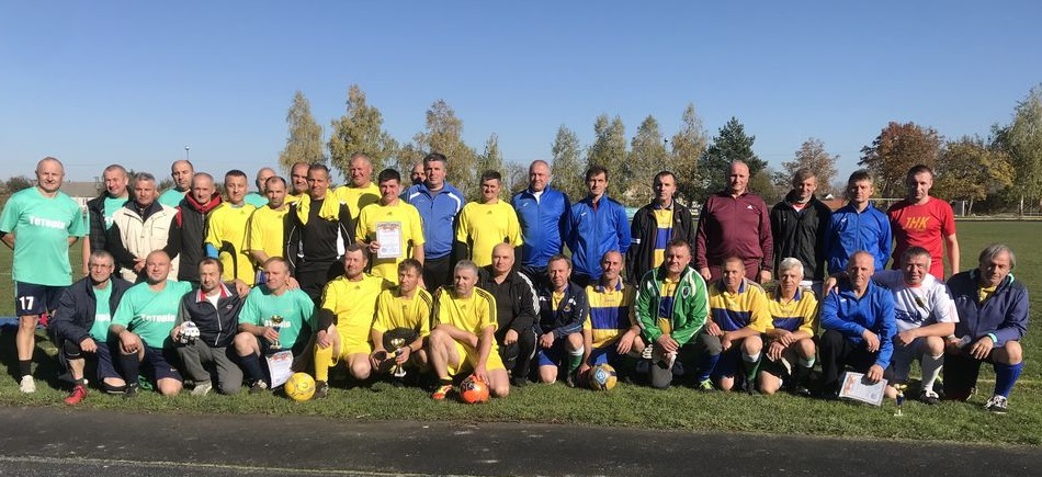 Любарська команда перемогла у відкритому футбольному турнірі ветеранів