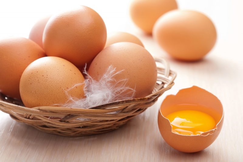 З'явиться "розмірна сітка" від S до XL? В Україні хочуть продавати курячі яйця по-новому