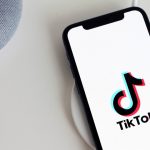 Шахрайство: маскуються під «відділ кадрів TikTok» і крадуть особисті дані