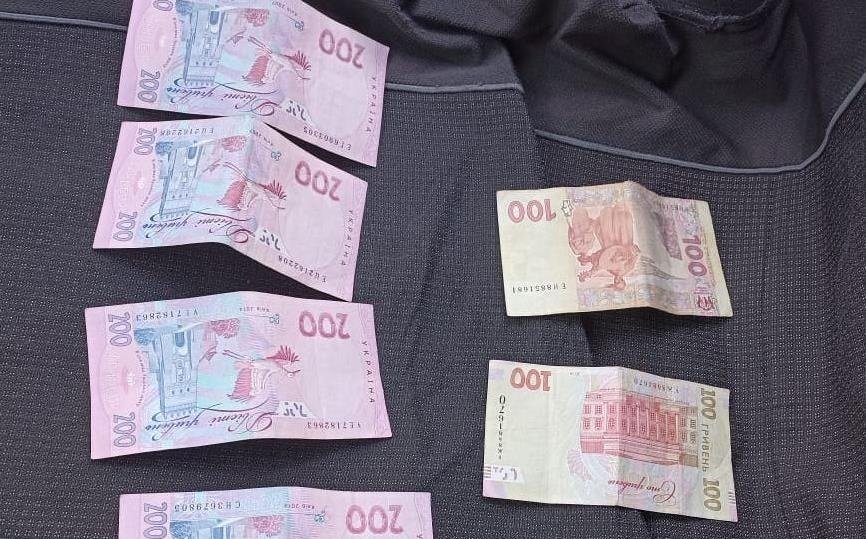Жителя Любарщини засуджено за 1 тис грн хабаря працівникам поліції: як суд покарав