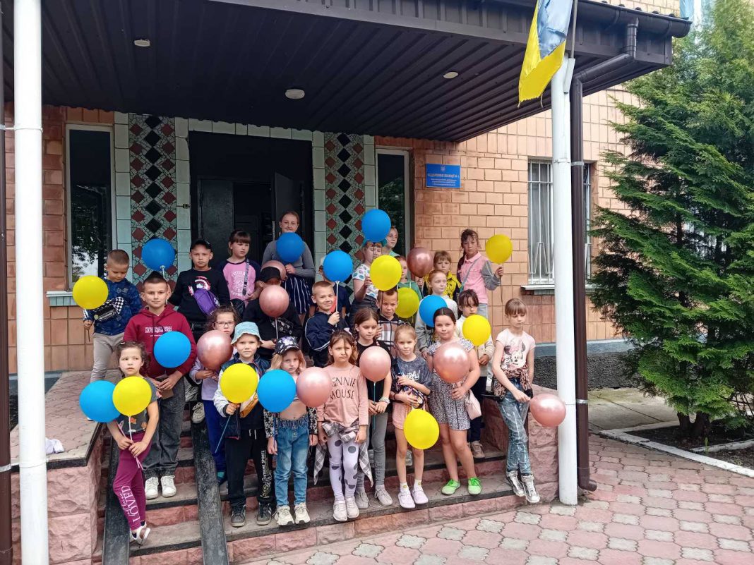 Вихованці пришкільного табору побували на екскурсії Любарського райвідділу УМВС