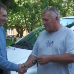 Авто для військових передали від громади Пасваліса