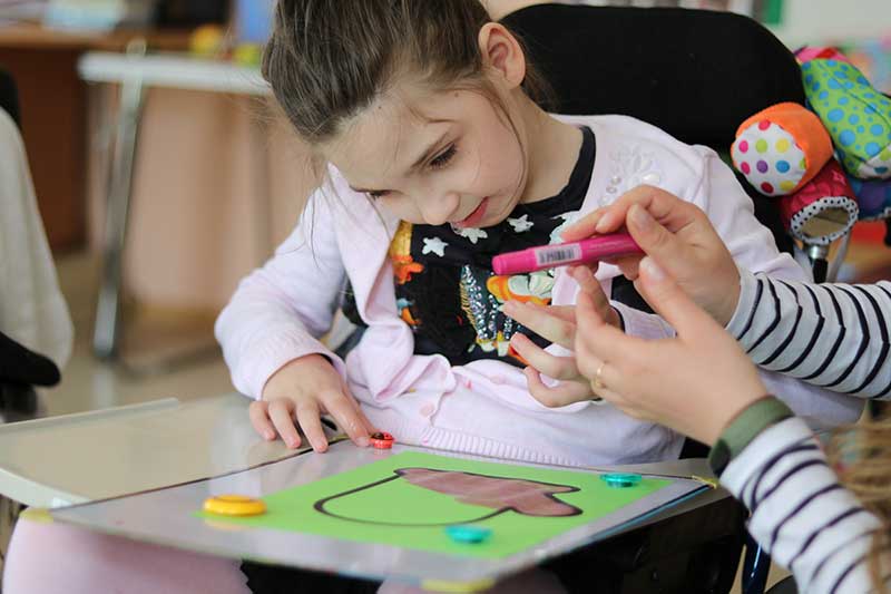 Нова соціальна послуга з комплексного розвитку та догляду дітей з інвалідністю