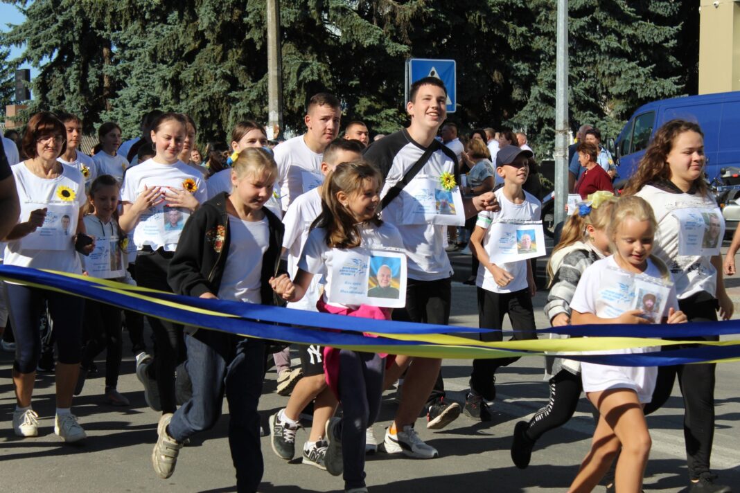 У Любарі вшановували пам'ять Захисників