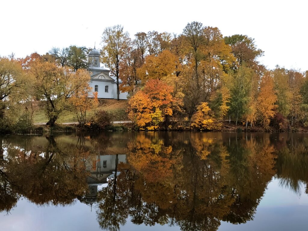15 перемог в учнів з Любарщини в обласній виставці-конкурсі юних фотоаматорів «Моя Україно!»