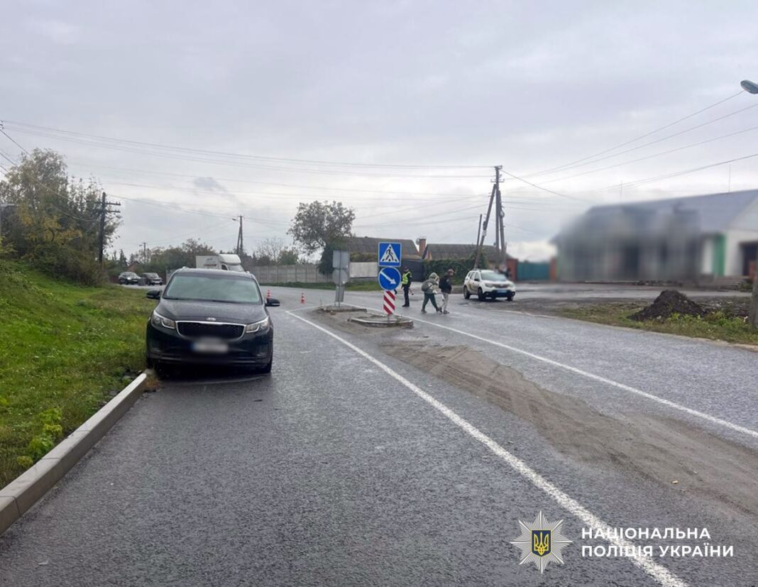 У Юрівці автомобіль наїхав на 84-річного велосипедиста