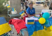 Волонтерка Міла Марцун допомагає військовим з Кайманових островів Волонтерка Міла Марцун допомагає військовим з Кайманових островів
