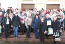 Майже тисяча маскувальних сіток і понад 1,3 млн грн донатів для ЗСУ: робота волонтерів закладів культури Любарщини торік Майже тисяча маскувальних сіток і понад 1,3 млн грн донатів для ЗСУ: робота волонтерів закладів культури Любарщини торік