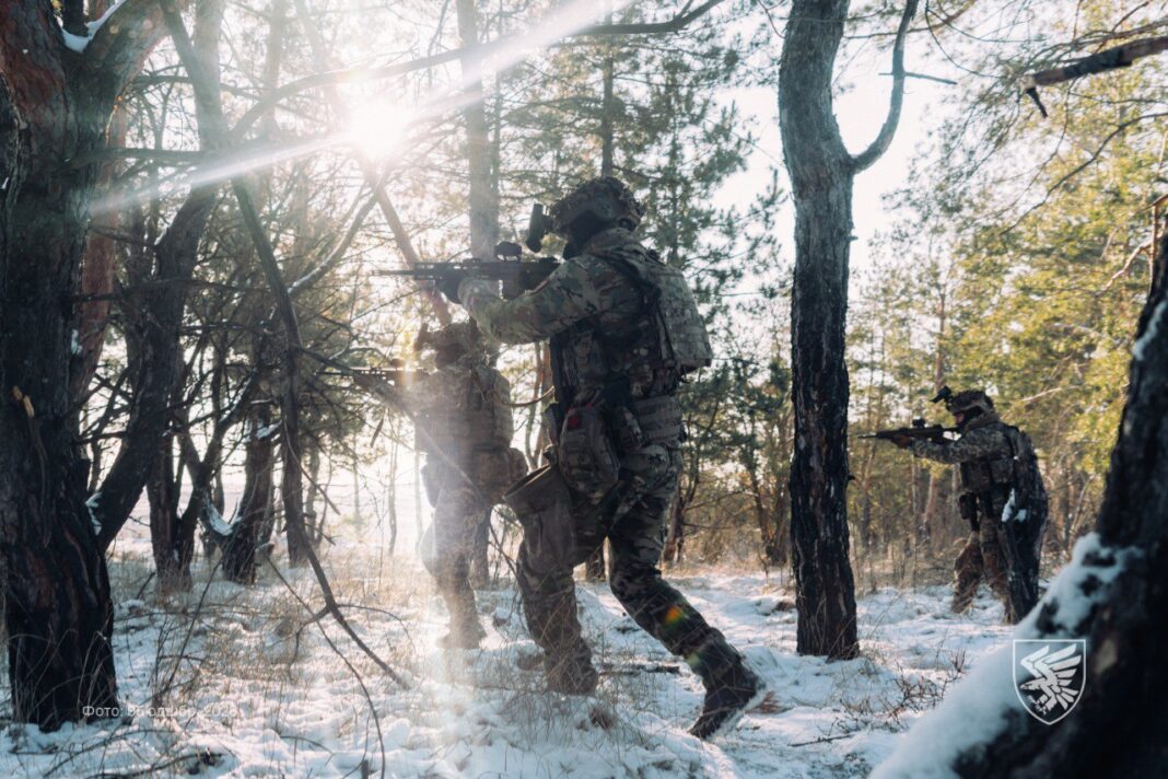 «На досвіді»: військових та ветеранів запрошують стати інструкторами в навчальних центрах